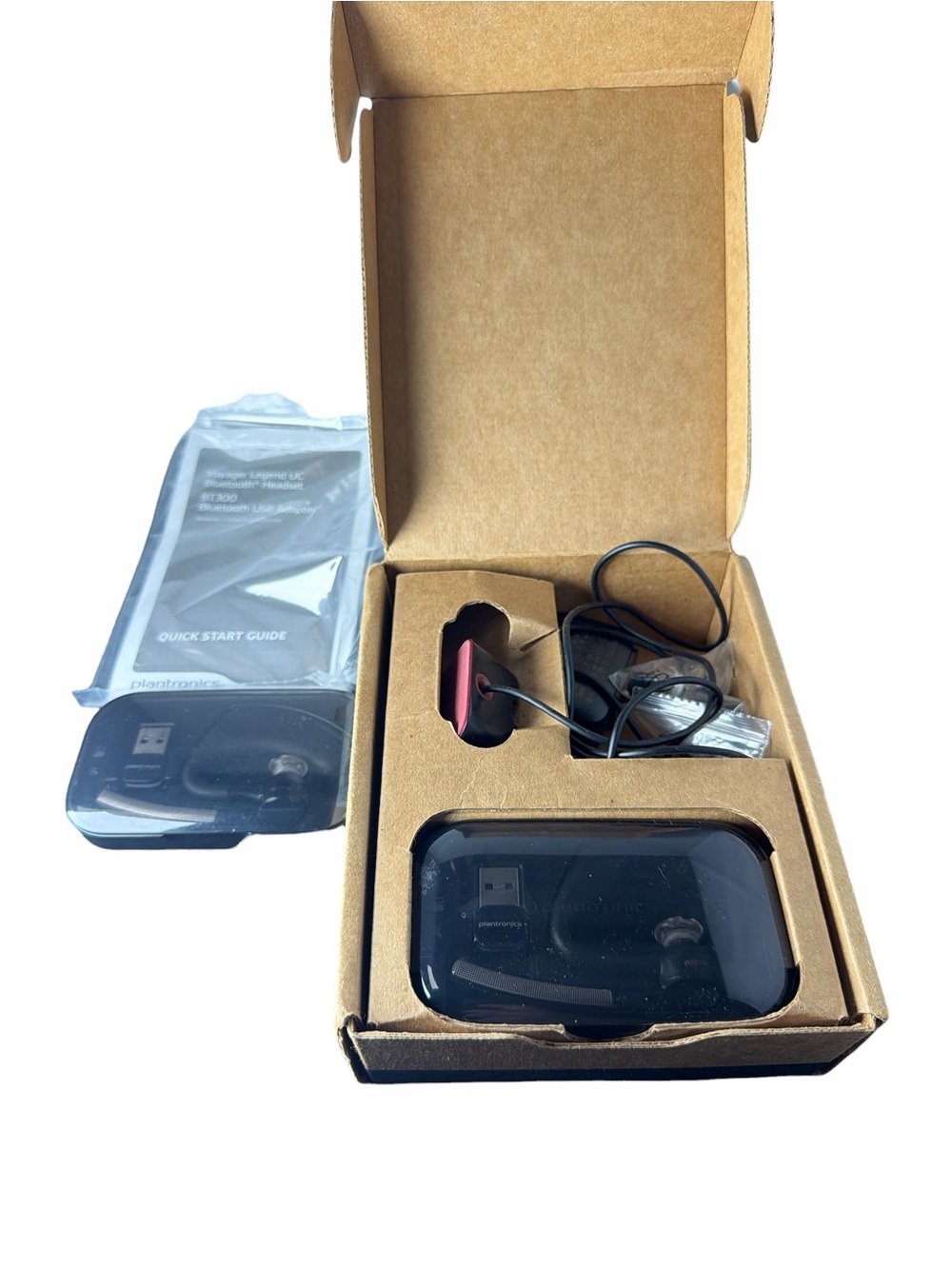 Plantronic Voyager Legend UC Bluetooth Headset Text/Noise Reduction B235